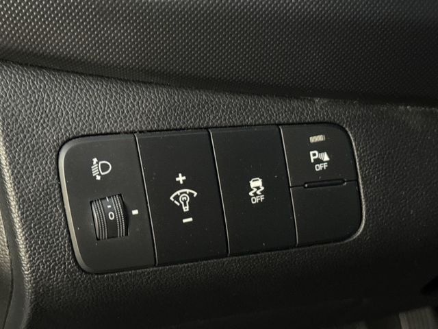 Hyundaii10 1.2 Black Line 64 kW (87 CV) Vehículo usado en Barcelona - 15