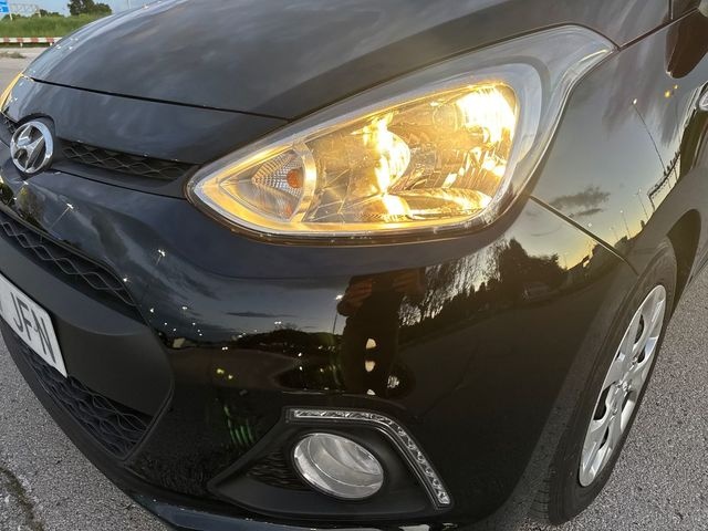 Hyundaii10 1.2 Black Line 64 kW (87 CV) Vehículo usado en Barcelona - 23