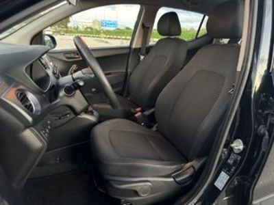Hyundai i10 1.2 Black Line 64 kW (87 CV) Hyundai i10 1.2 Black Line 64 kW (87 CV)