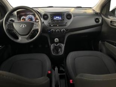 Hyundai i10 1.2 Black Line 64 kW (87 CV) Hyundai i10 1.2 Black Line 64 kW (87 CV)