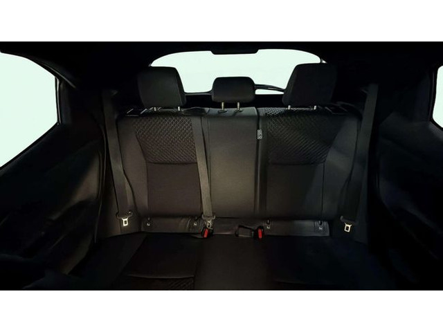 ToyotaYaris 120H Business Plus 85 kW (116 CV) Vehículo usado en Barcelona - 8