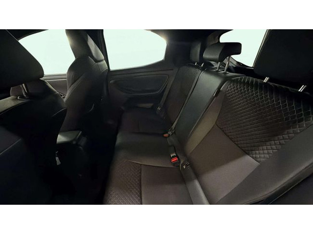 ToyotaYaris 120H Business Plus 85 kW (116 CV) Vehículo usado en Barcelona - 10