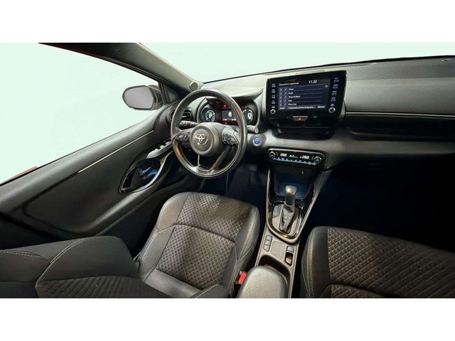 ToyotaYaris 120H Business Plus 85 kW (116 CV) Vehículo usado en Barcelona - 11