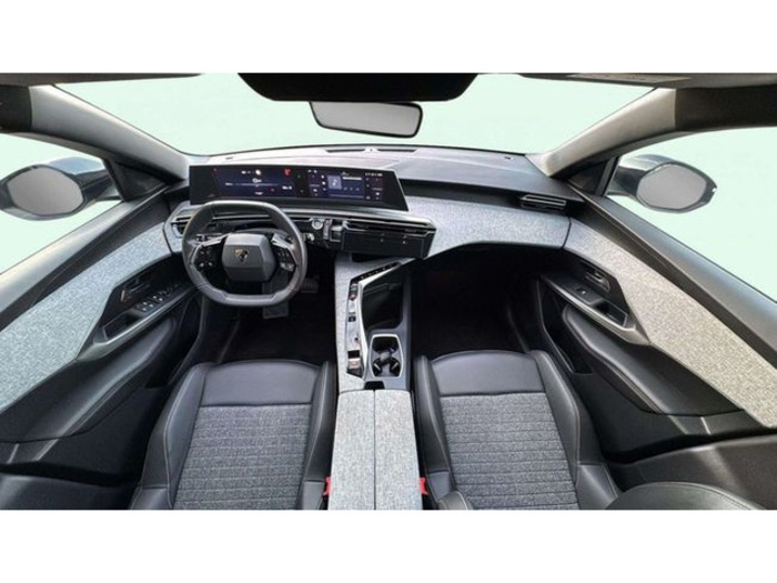 Peugeot5008 Hybrid 1.2 Allure eDCS6 107 kW (145 CV) Vehículo usado en Barcelona - 7 Peugeot5008 Hybrid 1.2 Allure eDCS6 107 kW (145 CV) Vehículo usado en Barcelona - 7