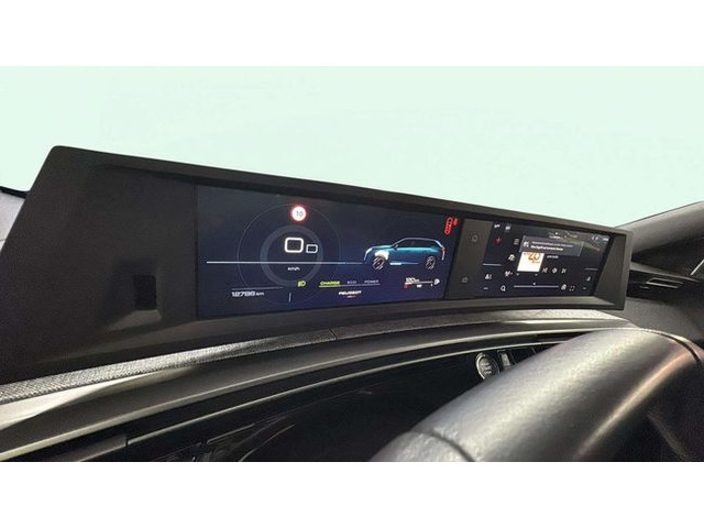Peugeot5008 Hybrid 1.2 Allure eDCS6 107 kW (145 CV) Vehículo usado en Barcelona - 15