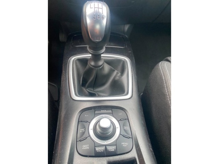 RenaultLaguna Coupe 2.0 dCi Emotion Plus 110 kW (150 CV) Vehículo usado en Barcelona - 16 RenaultLaguna Coupe 2.0 dCi Emotion Plus 110 kW (150 CV) Vehículo usado en Barcelona - 16