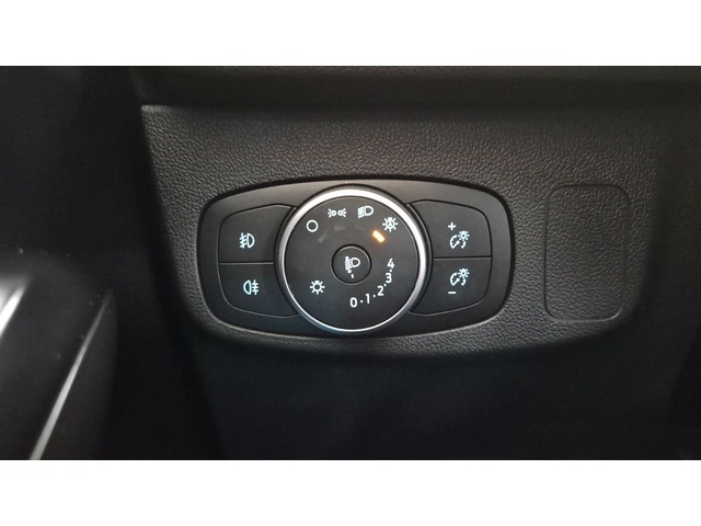 FordFocus SportBreak 1.5 Ecoblue Titanium 88 kW (120 CV) Vehículo usado en Barcelona - 36