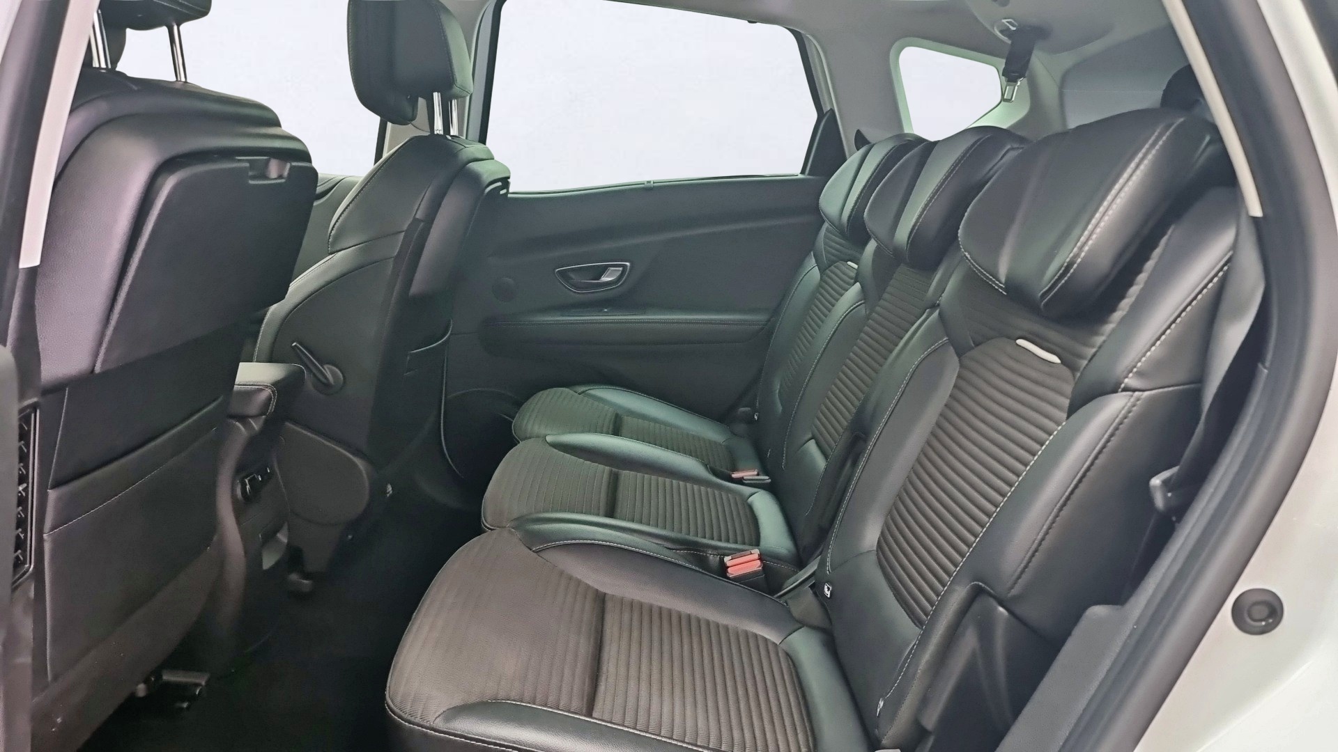 Renault Scenic Edition One Energy TCe 97 kW (130 CV ) - foto 9 de Renault Scenic