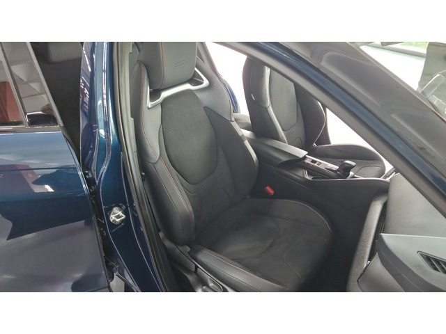 ToyotaC-HR 200H GR Sport 144 kW (196 CV) Vehículo usado en Barcelona - 32