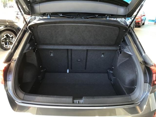 VolkswagenT-Roc Dark Line 1.0 TSI 85 kW (115 CV)10