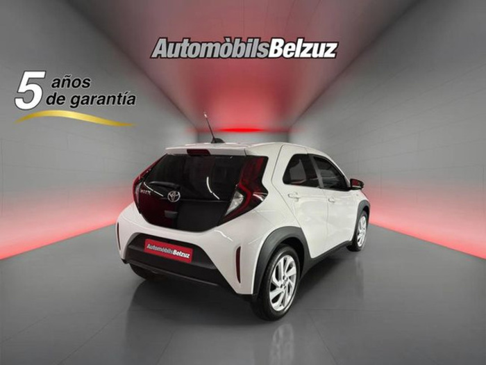 ToyotaAygo X Cross 1.0 VVT-I Play 53 kW (72 CV) Vehículo usado en Barcelona - 6 ToyotaAygo X Cross 1.0 VVT-I Play 53 kW (72 CV) Vehículo usado en Barcelona - 6