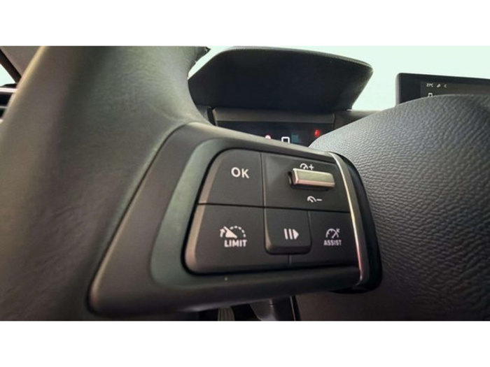 CitroenC4 PureTech 130 S&S 6v Plus 96 kW (131 CV) Vehículo usado en Barcelona - 24 CitroenC4 PureTech 130 S&S 6v Plus 96 kW (131 CV) Vehículo usado en Barcelona - 24