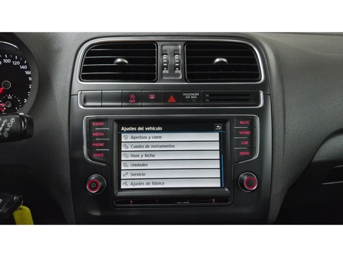VolkswagenPolo Advance 1.2 TSI BMT 66 kW (90 CV) Vehículo usado en Barcelona - 27 VolkswagenPolo Advance 1.2 TSI BMT 66 kW (90 CV) Vehículo usado en Barcelona - 27
