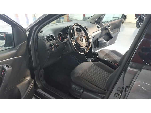 VolkswagenPolo Advance 1.2 TSI BMT 66 kW (90 CV) Vehículo usado en Barcelona - 35