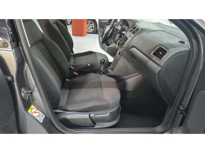 VolkswagenPolo Advance 1.2 TSI BMT 66 kW (90 CV) Vehículo usado en Barcelona - 36 VolkswagenPolo Advance 1.2 TSI BMT 66 kW (90 CV) Vehículo usado en Barcelona - 36