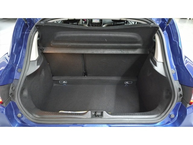 RenaultClio Zen TCe 66 kW (90 CV) Vehículo usado en Barcelona - 9