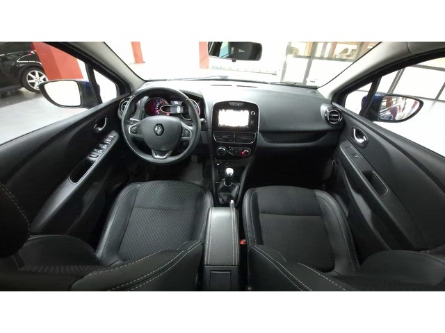 RenaultClio Zen TCe 66 kW (90 CV) Vehículo usado en Barcelona - 12