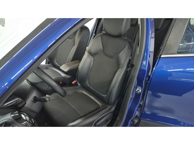 RenaultClio Zen TCe 66 kW (90 CV) Vehículo usado en Barcelona - 30