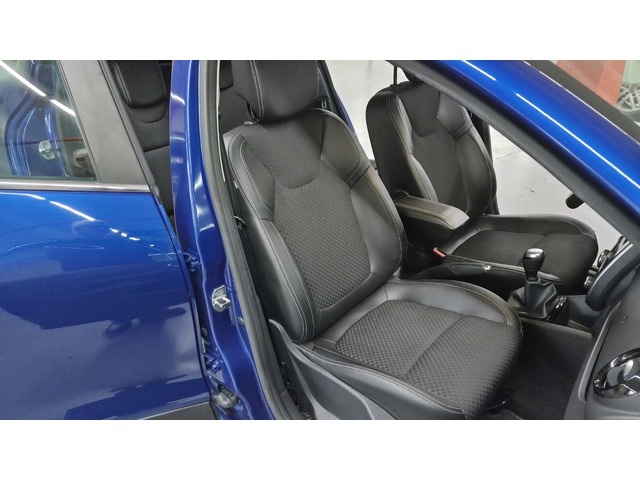 RenaultClio Zen TCe 66 kW (90 CV) Vehículo usado en Barcelona - 33
