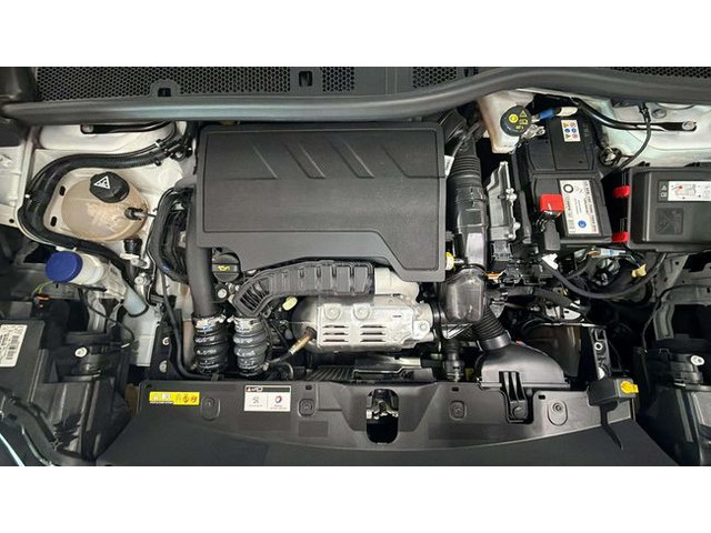 Peugeot2008 Puretech 100 S&S Active Pack 75 kW (100 CV) Vehículo usado en Barcelona - 18