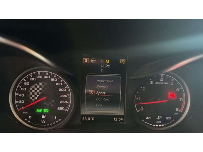 Mercedes-BenzGLC Coupé Mercedes-AMG 43 4Matic 270 kW (367 CV) Vehículo usado en Barcelona - 15 Mercedes-BenzGLC Coupé Mercedes-AMG 43 4Matic 270 kW (367 CV) Vehículo usado en Barcelona - 15