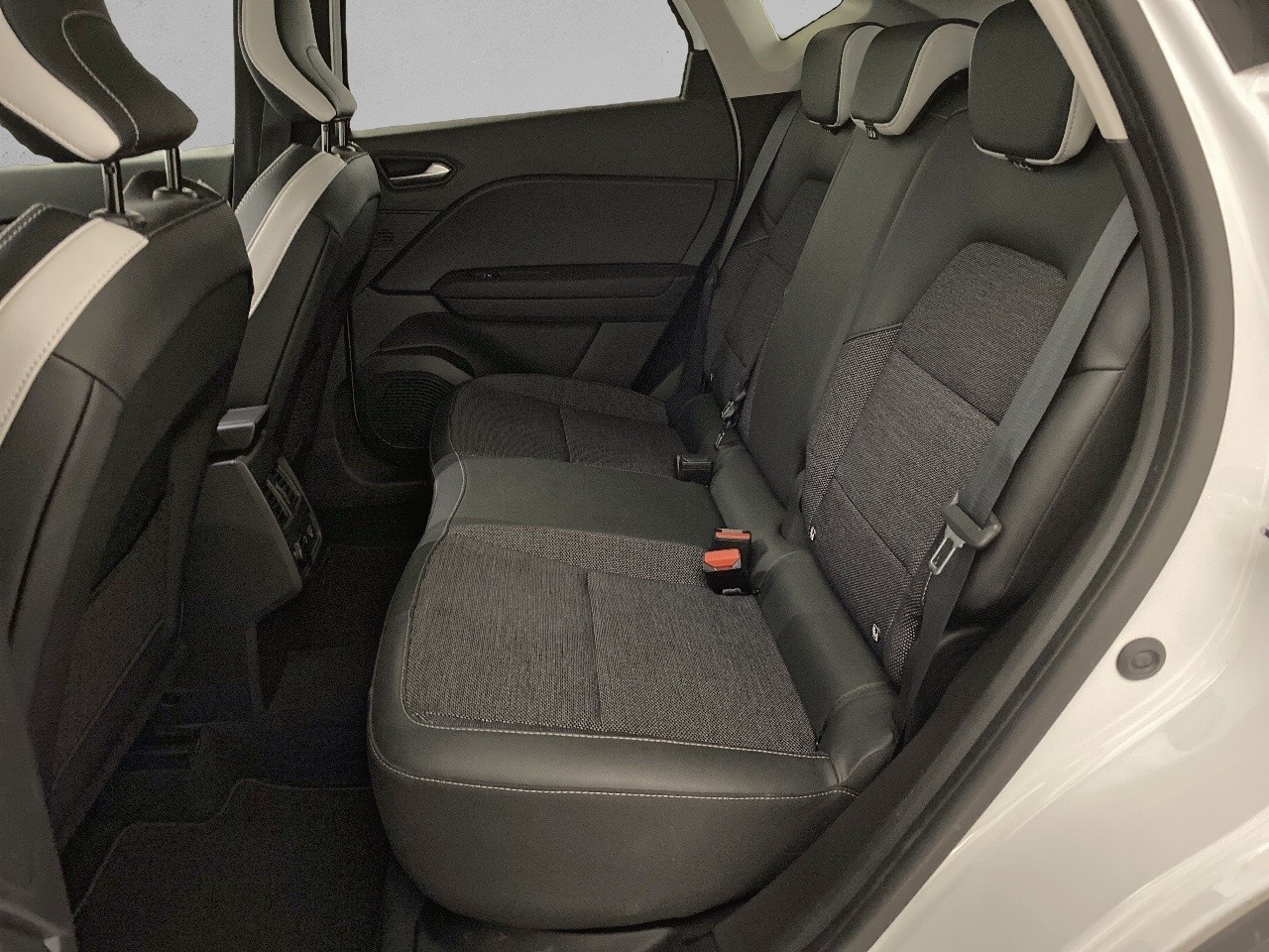 Renault Captur zen fast track E-Tech híbrido 107 kW (145 CV) - foto 9 de Renault Captur