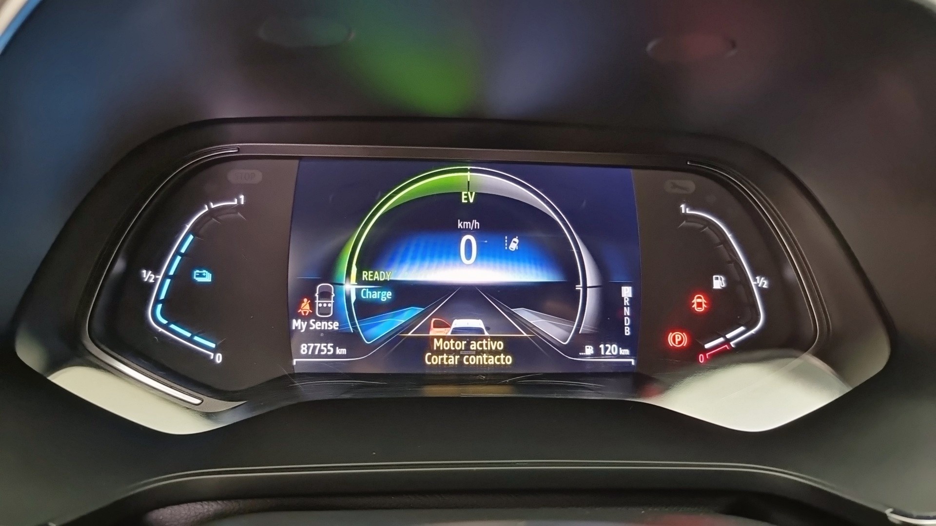 Renault Captur zen fast track E-Tech híbrido 107 kW (145 CV) - foto 12 de Renault Captur