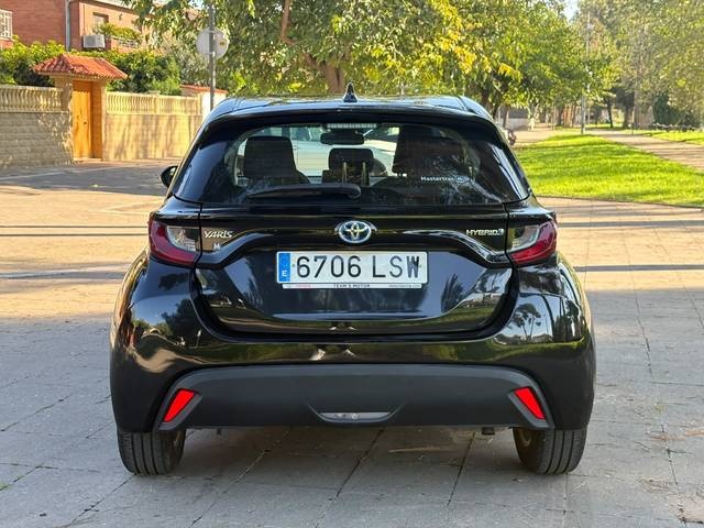 ToyotaYaris 120H Business Plus 85 kW (116 CV) Vehículo usado en Barcelona - 5