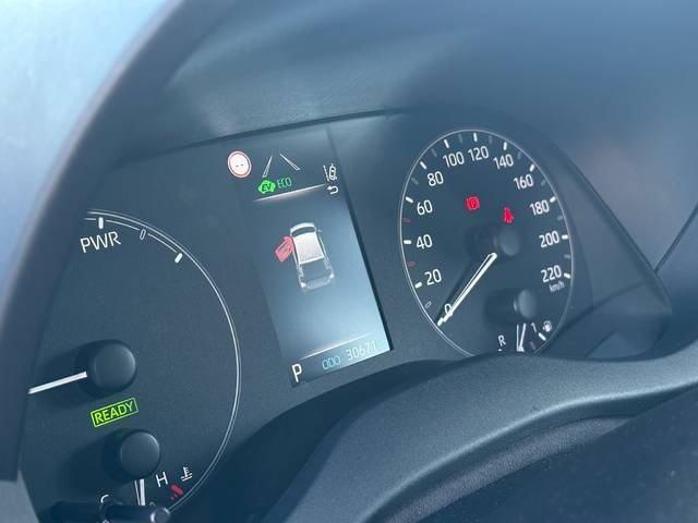 ToyotaYaris 120H Business Plus 85 kW (116 CV) Vehículo usado en Barcelona - 16