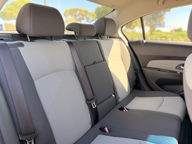 ChevroletCruze 2.0 VCDi 16v LS+ Clima 92 kW (125 CV) Vehículo usado en Barcelona - 13