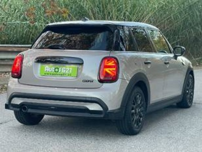 MINI MINI Cooper 5 Puertas 100 kW (136 CV) MINI MINI Cooper 5 Puertas 100 kW (136 CV)