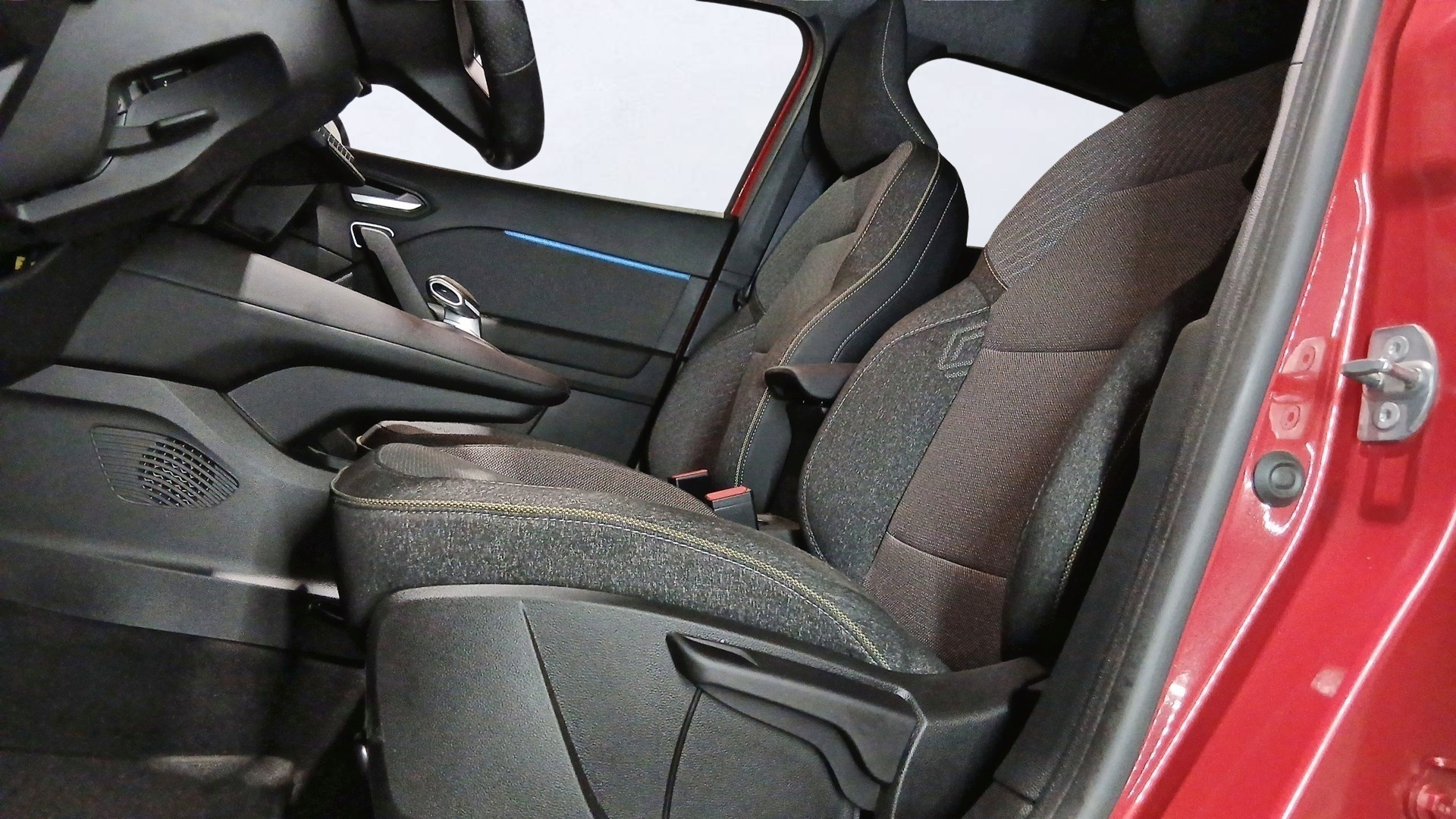 Renault Captur Techno TCe 160 Mild Hybrid EDC 118 kW (160 CV) - foto 12 de Renault Captur