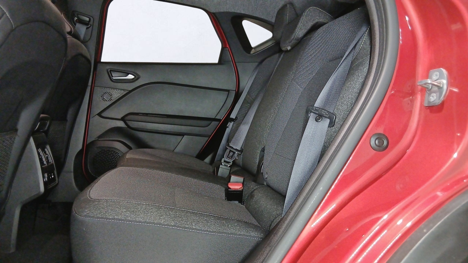 Renault Captur Techno TCe 160 Mild Hybrid EDC 118 kW (160 CV) - foto 13 de Renault Captur