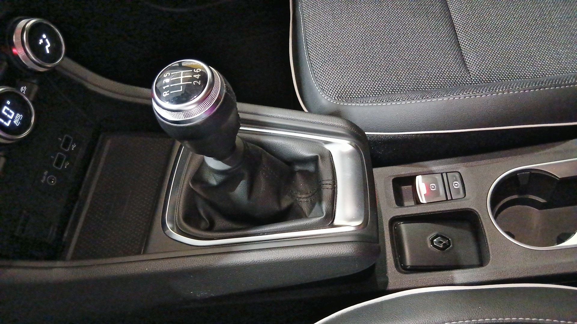 Renault Captur Techno TCe 103 kW (140 CV) GPF - foto 23 de Renault Captur