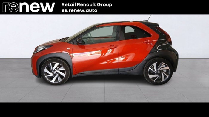 Toyota Aygo X Cross 1.0 VVT-I Play 53 kW (72 CV) - foto 3 de Toyota Aygo X Cross Toyota Aygo X Cross 1.0 VVT-I Play 53 kW (72 CV) - foto 3 de Toyota Aygo X Cross