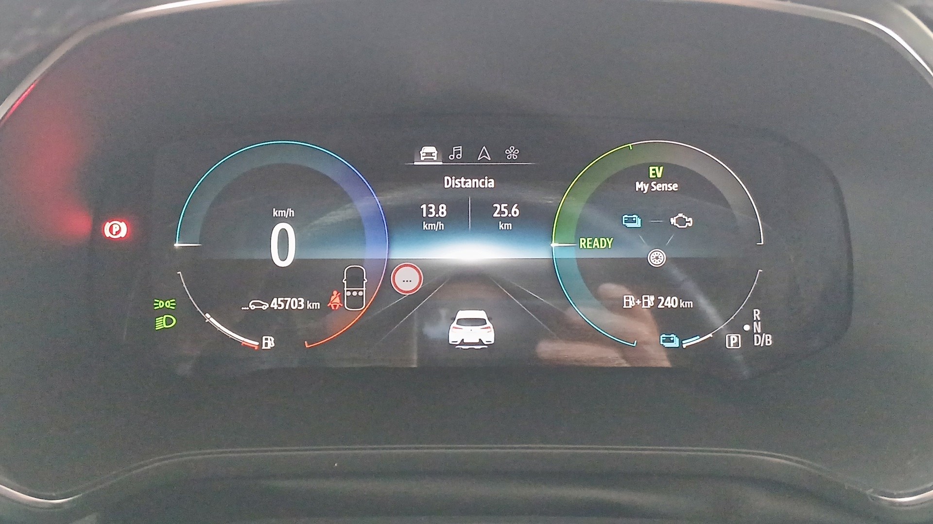 Renault Captur Techno E-Tech PHEV 118 kW (160 CV) - foto 11 de Renault Captur