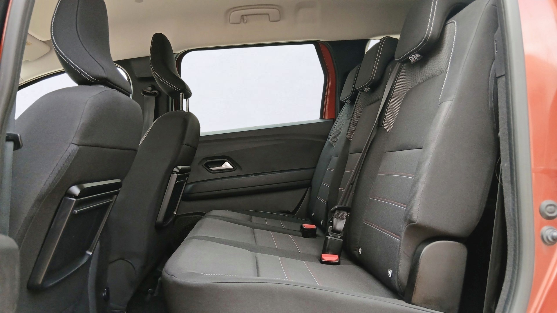 Dacia Jogger Serie Limitada Extreme Go TCe 81 kW (110 CV) 7 Plazas - foto 10 de Dacia Jogger