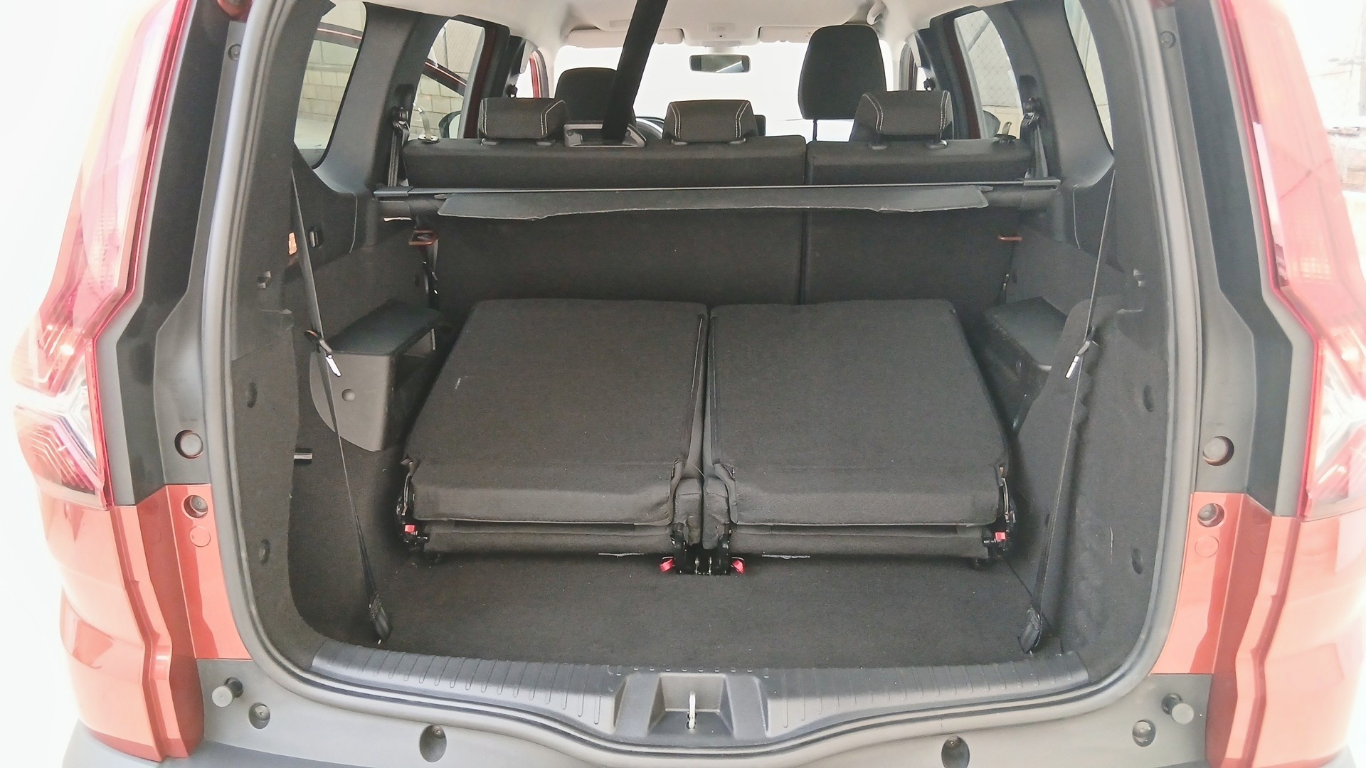 Dacia Jogger Serie Limitada Extreme Go TCe 81 kW (110 CV) 7 Plazas - foto 24 de Dacia Jogger