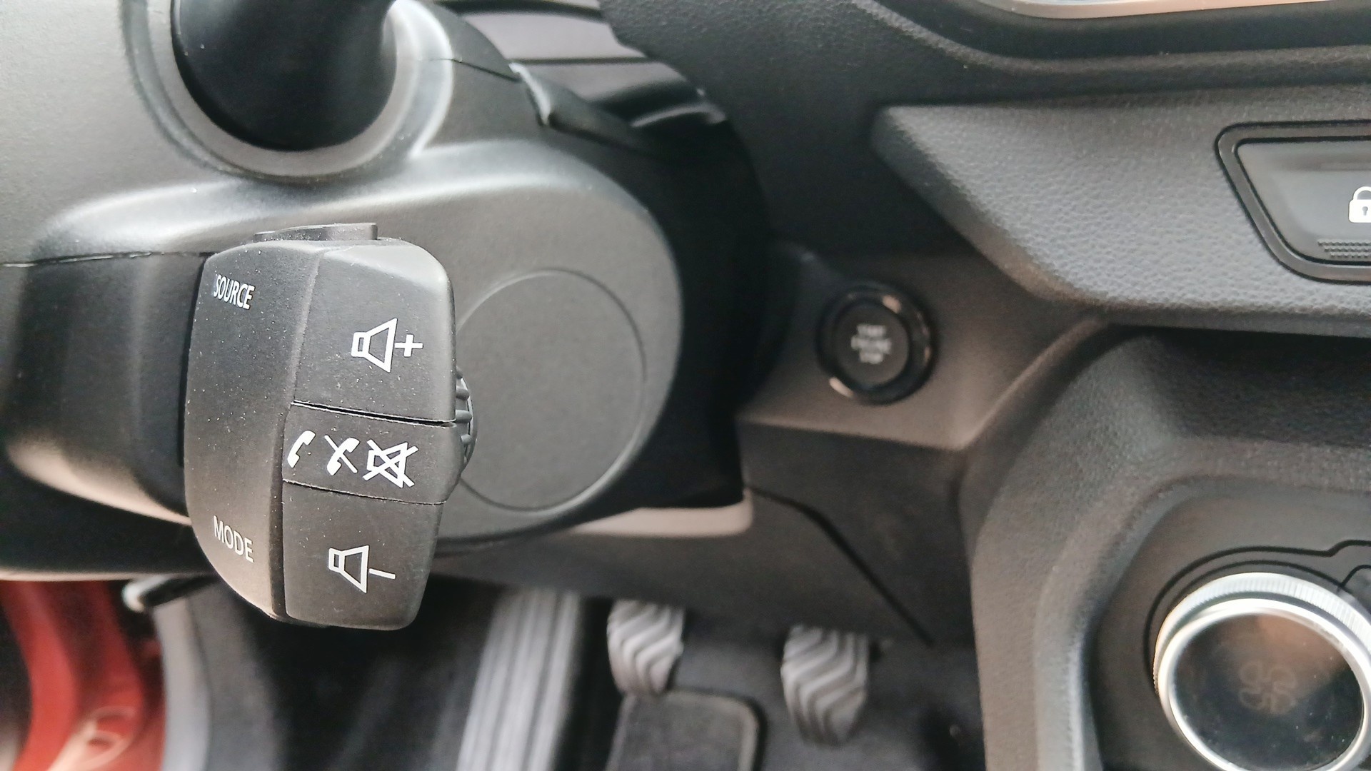 Dacia Jogger Serie Limitada Extreme Go TCe 81 kW (110 CV) 7 Plazas - foto 28 de Dacia Jogger