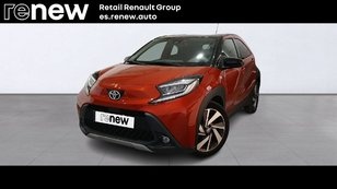 Toyota Aygo X Cross 1.0 VVT-I Play 53 kW (72 CV) Rojo segunda mano en Valencia