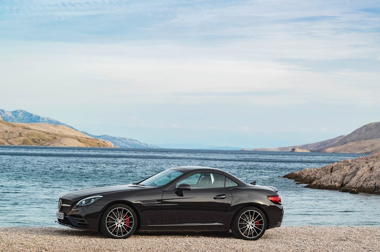 Mercedes SLC43 AMG turbo rediseño nuevo modelo