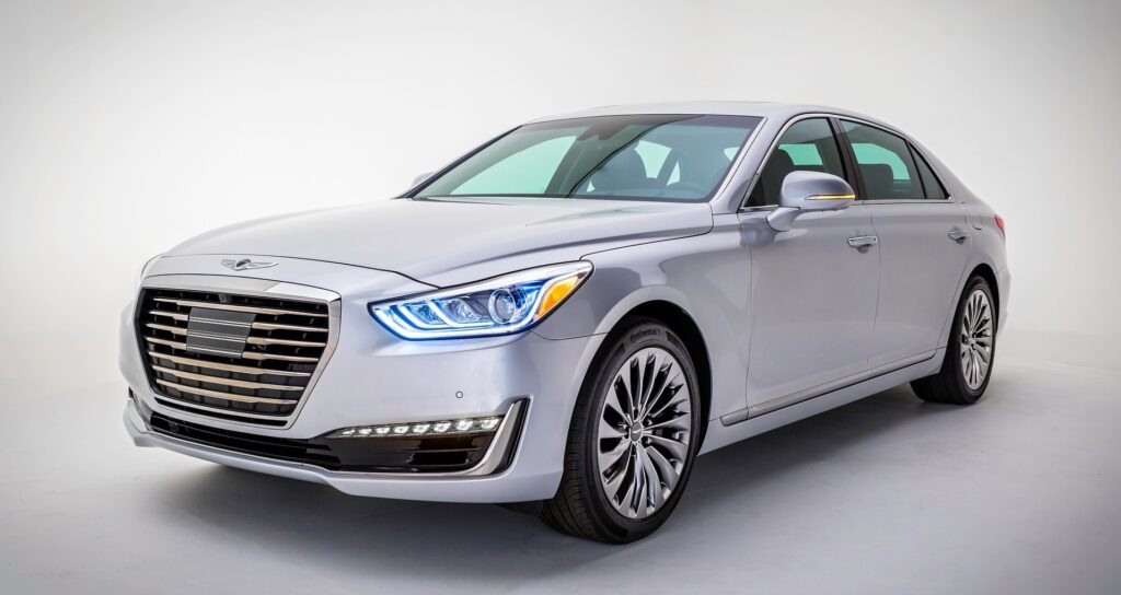 HYUNDAI GENESIS, CONFIGURA EL ESTILO