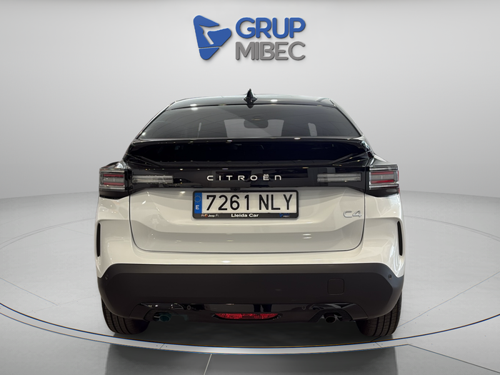 Citroen C4 Hybrid 145 Business Edition e-DCS6 107 kW (145 CV) 5 Citroen C4 Hybrid 145 Business Edition e-DCS6 107 kW (145 CV) 5