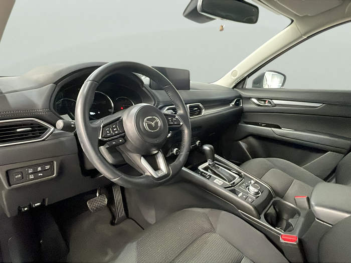 Mazda CX-5 2.0 E-SKYACTIV-G MHEV Advantage AT 121 kW (165 CV) 11 Mazda CX-5 2.0 E-SKYACTIV-G MHEV Advantage AT 121 kW (165 CV) 11
