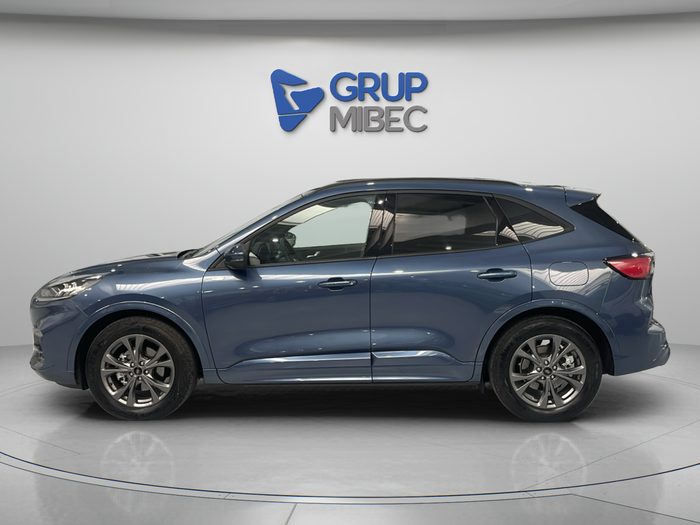 Ford Kuga 2.5 Duratec FHEV ST-Line Auto 140 kW (190 CV) 3 Ford Kuga 2.5 Duratec FHEV ST-Line Auto 140 kW (190 CV) 3