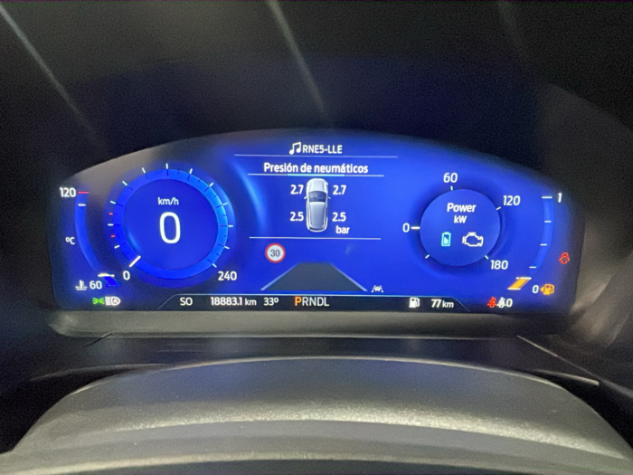 Ford Kuga 2.5 Duratec FHEV ST-Line X 4x2 Auto 140 kW (190 CV) 17 Ford Kuga 2.5 Duratec FHEV ST-Line X 4x2 Auto 140 kW (190 CV) 17