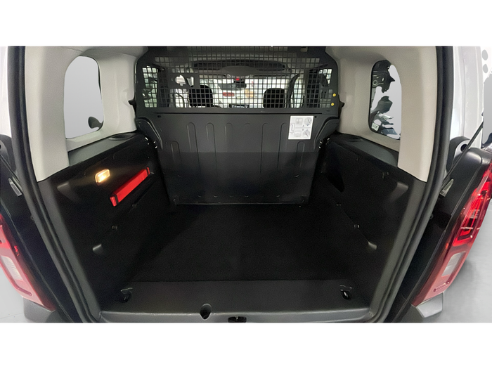 Citroen Berlingo BlueHDi 100 S&S Plus Talla M 75 kW (102 CV) 20 Citroen Berlingo BlueHDi 100 S&S Plus Talla M 75 kW (102 CV) 20