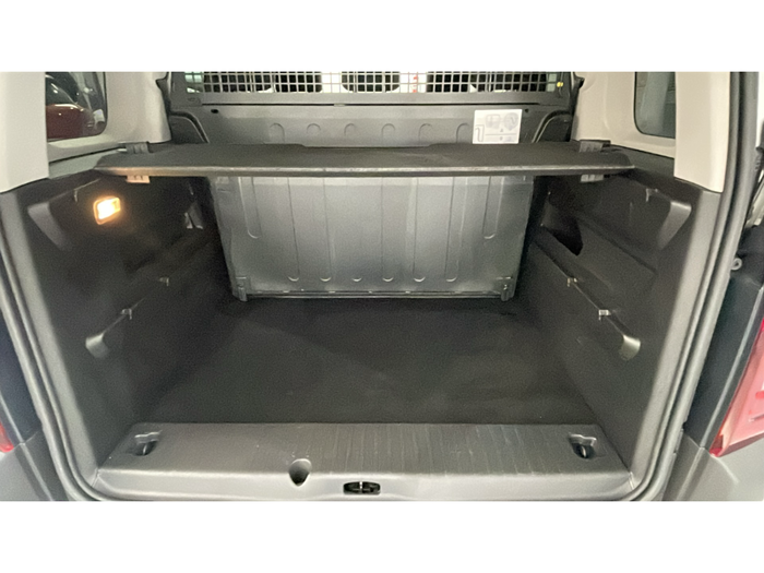 Citroen Berlingo BlueHDi 100 S&S Talla M Feel Business 75 kW (102 CV) Vehículo usado en Lleida Citroen Berlingo BlueHDi 100 S&S Talla M Feel Business 75 kW (102 CV) Vehículo usado en Lleida