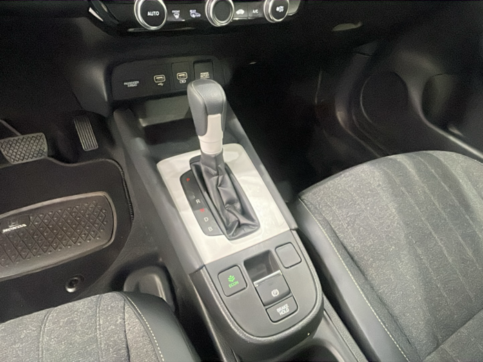 Honda Jazz 1.5 i-MMD Elegance 80 kW (109 CV) Vehículo usado en Lleida Honda Jazz 1.5 i-MMD Elegance 80 kW (109 CV) Vehículo usado en Lleida