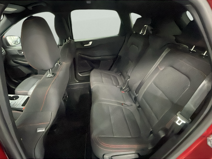 Ford Kuga 2.5 Duratec FHEV ST-Line Auto 140 kW (190 CV) 9 Ford Kuga 2.5 Duratec FHEV ST-Line Auto 140 kW (190 CV) 9